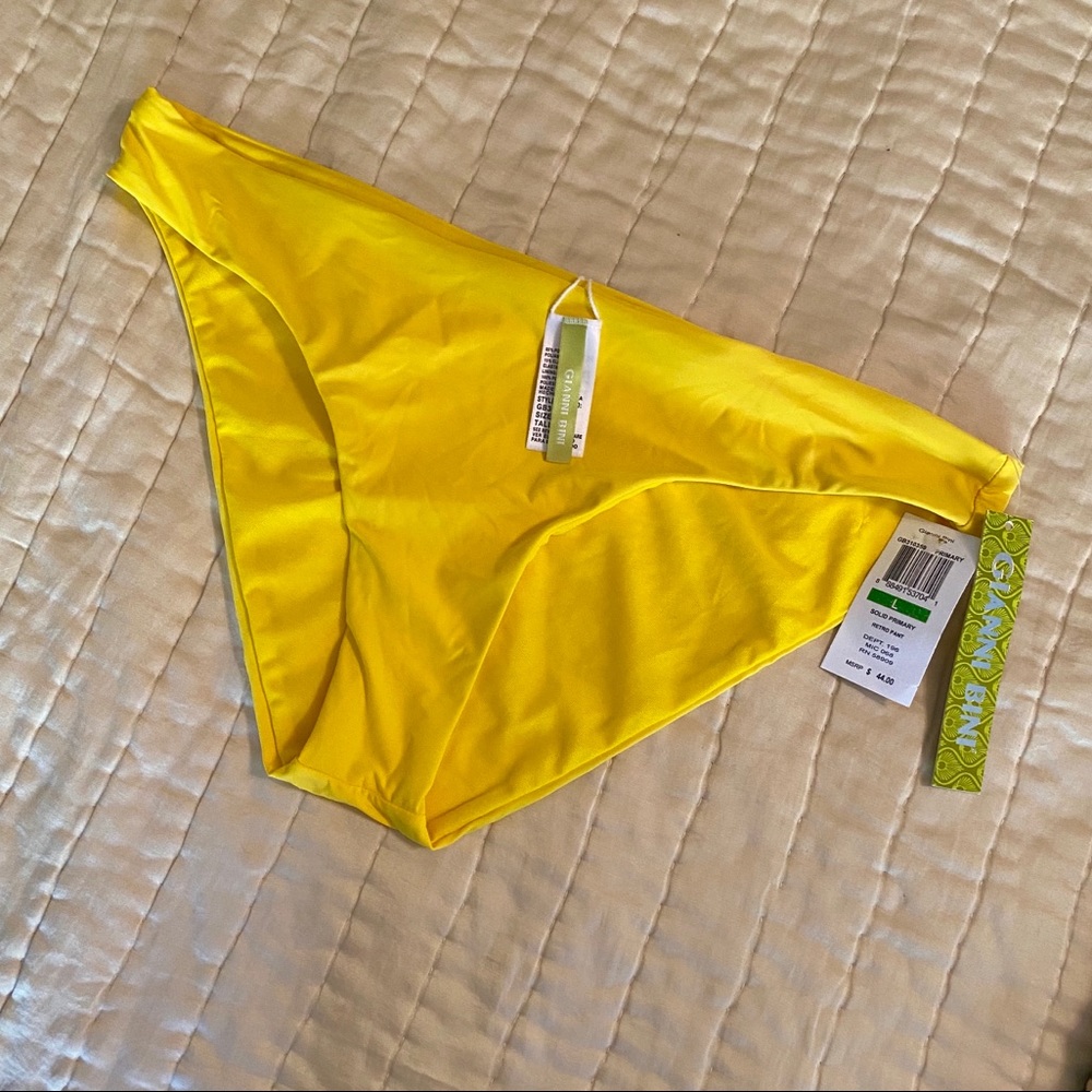 Gianni Bini Yellow swim bottoms. Sz L. NWT
